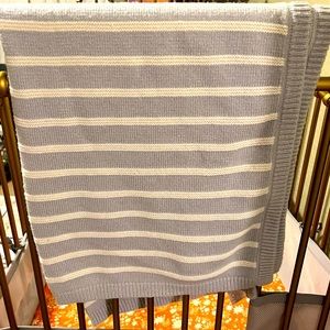 Pottery Barn Kids Sweet Striped Knit Stroller Blanket in Grey